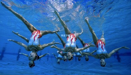 凯恩加盟拜仁冠军稳了梦碎？德甲霸主陷困局，英格兰队长再遇生涯魔咒