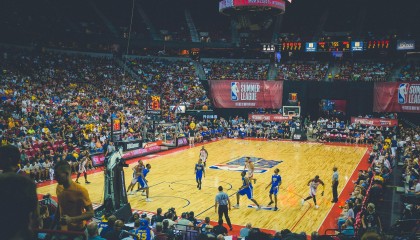 德甲激战，霍芬海姆1-1憾平海登海姆 迪恩克吉闪击克拉马里奇救主