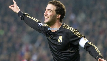 吴启鹏，25岁前剑指国家队，德国留洋梦照亮足球路