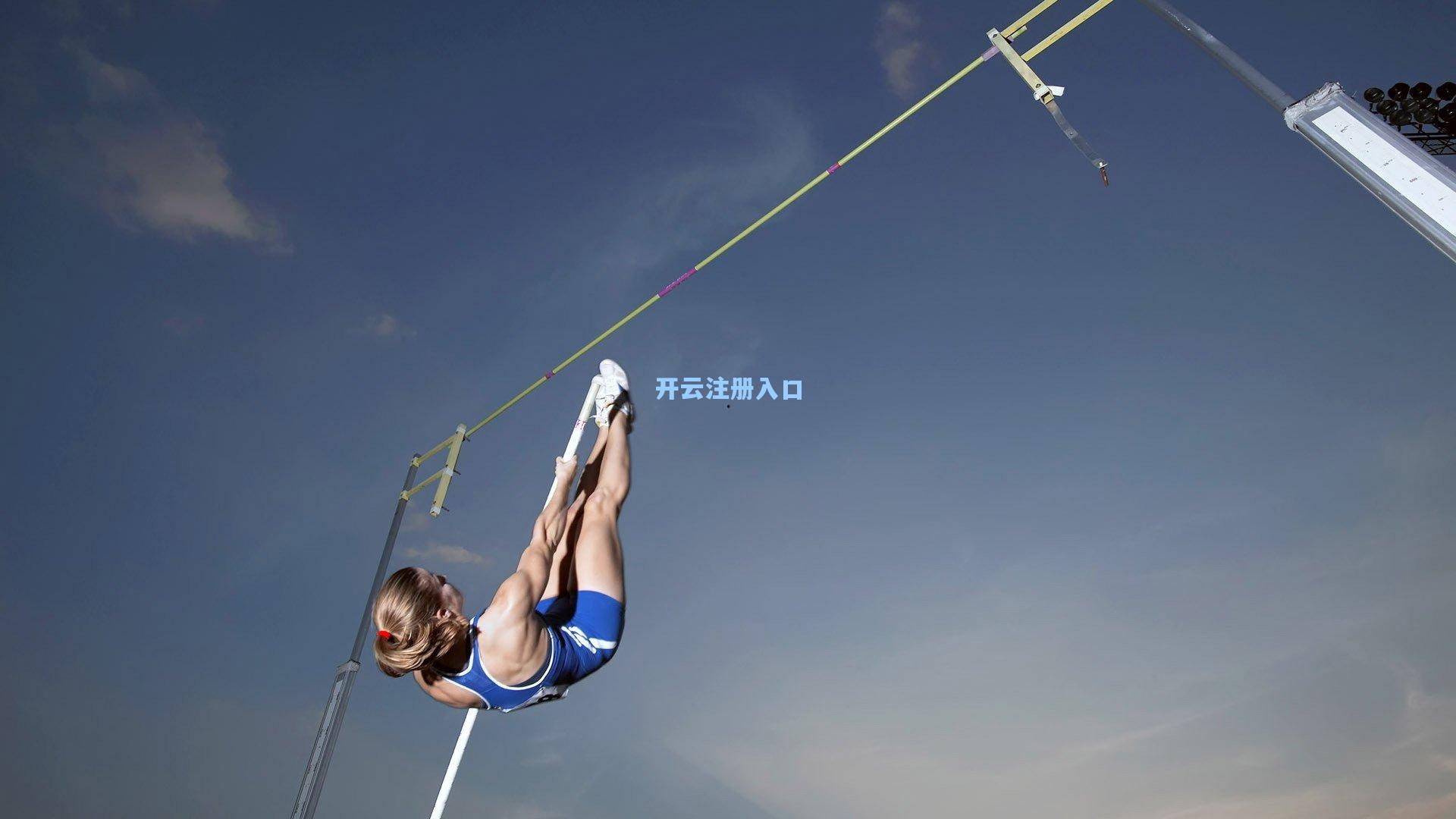 战术解析，罗本式内切如何重塑现代足球防守哲学—从速度恐惧到横向带球的战略博弈