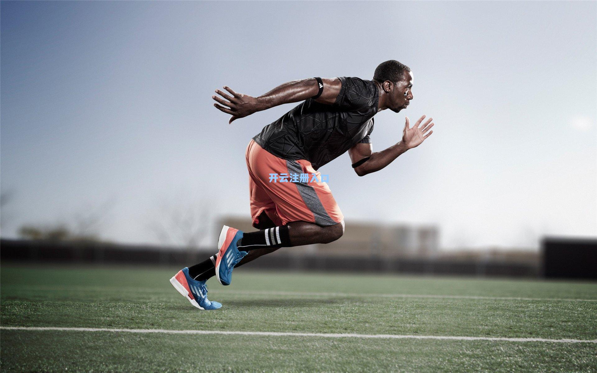 中超战报,艾克森帽子戏法邓涵文助攻戴帽,广州队5比0横扫青岛