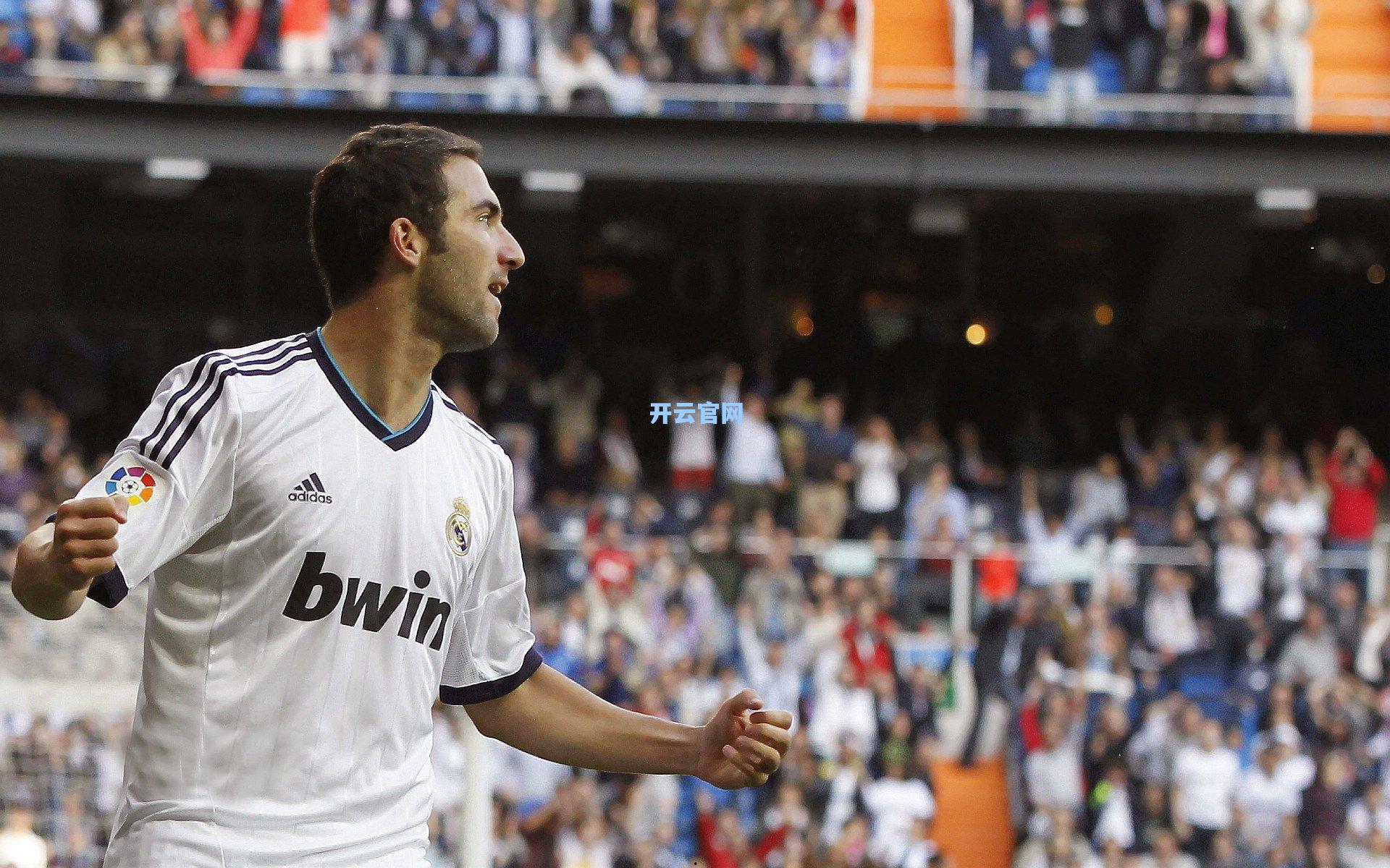 德甲豪门锁定核心未来，凯恩解约金条款倒计时，拜仁计划启动续约谈判